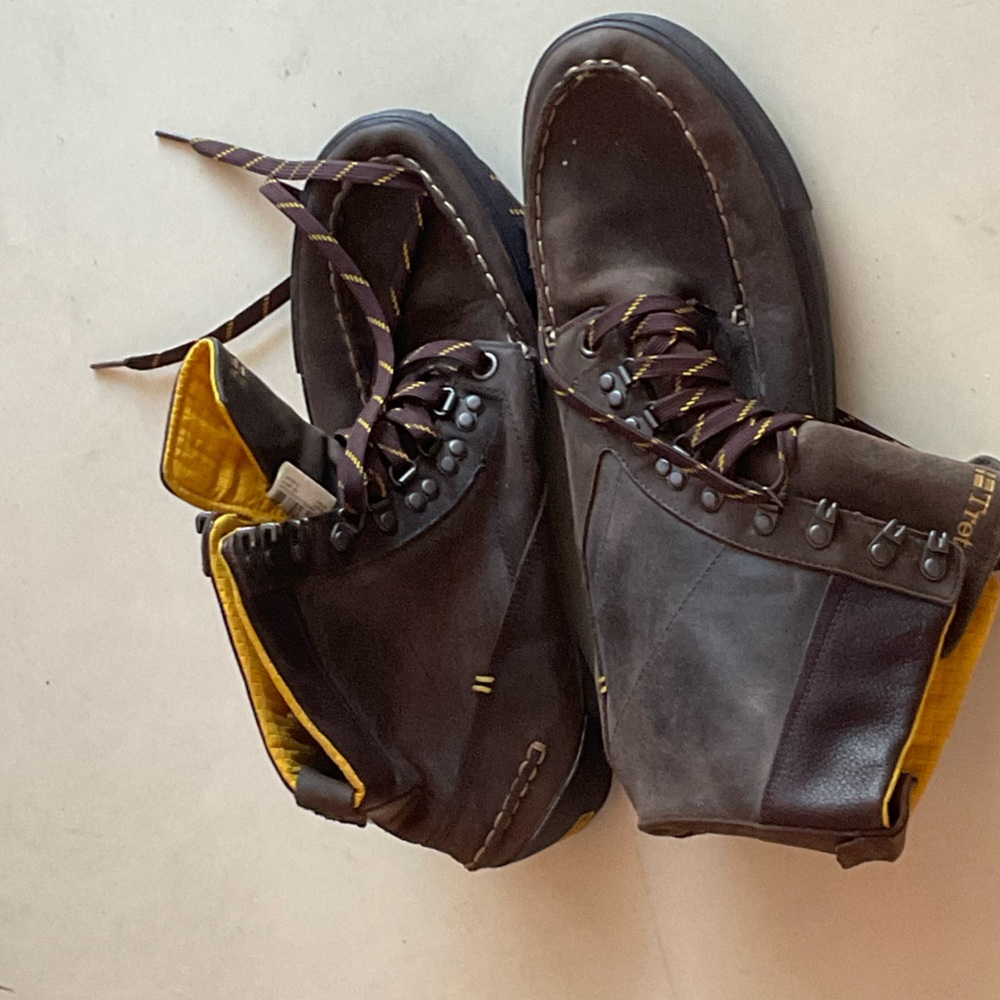 Stylish Brown Leather Boots